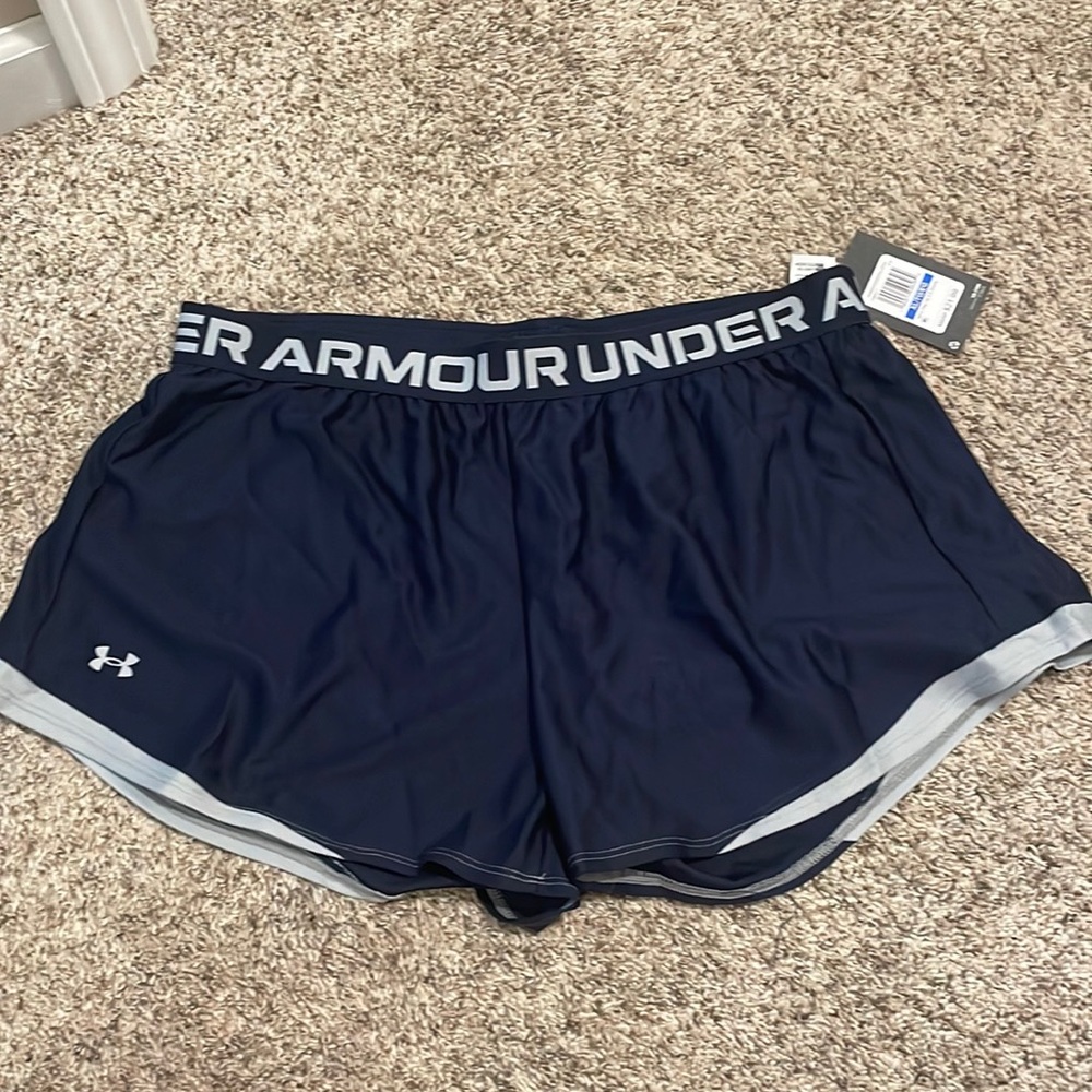 Under armor athletic shorts XL